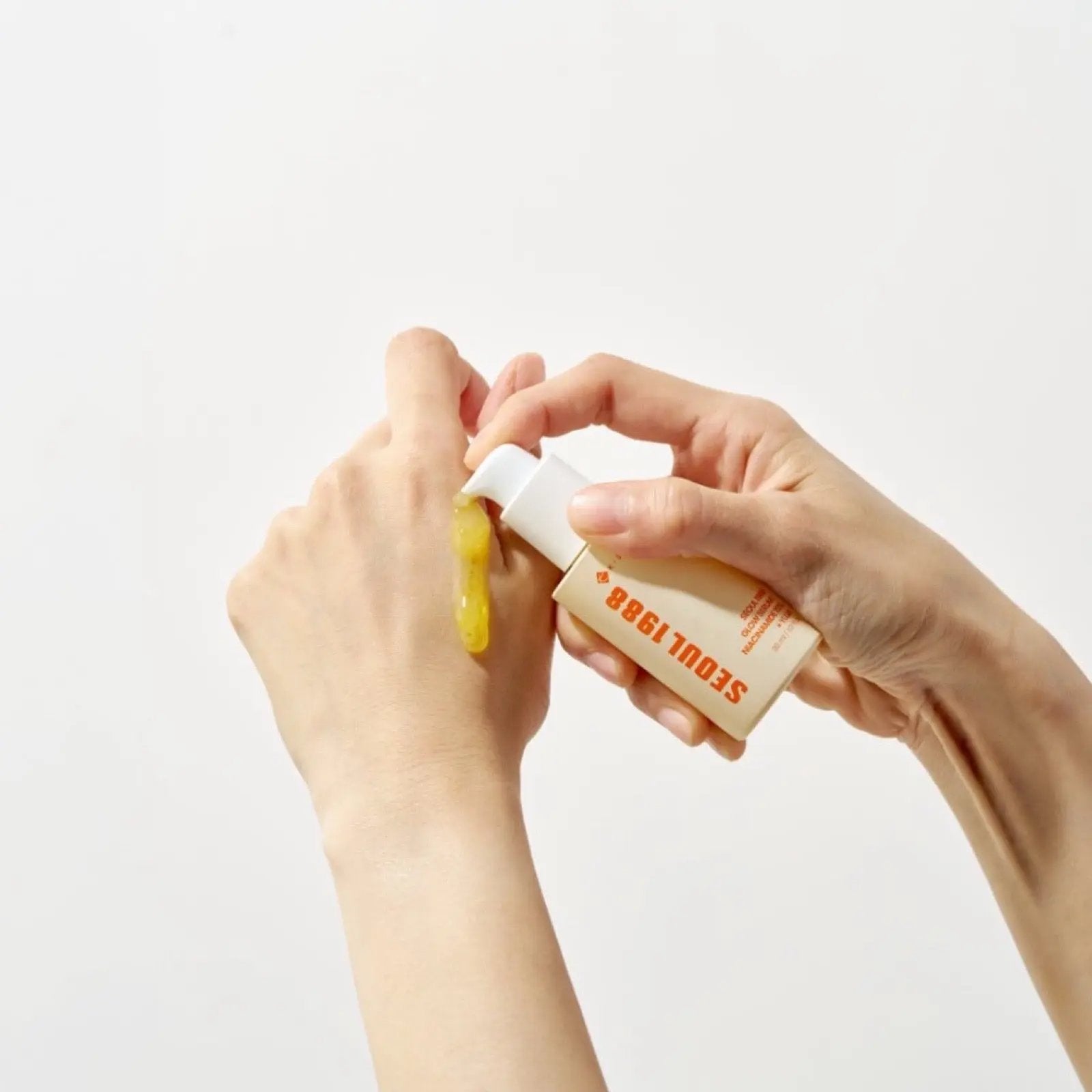 KSECRET: SEOUL 1988 Glow Serum: Niacinamide 15% + Yuja 30mL KSECRET