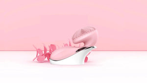 WANDERSHOP - Silicone Facial Cleansing Brush WanderShop